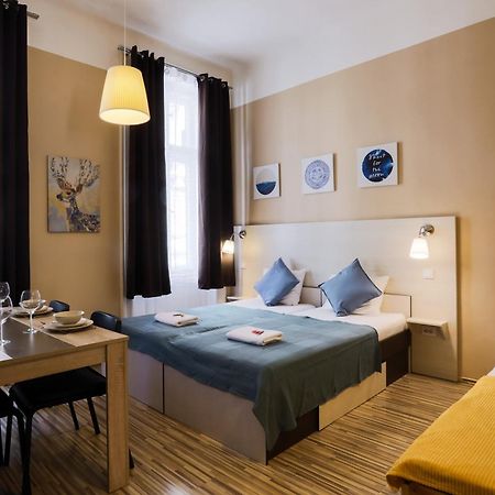 East Station Apartments Budapest Bagian luar foto