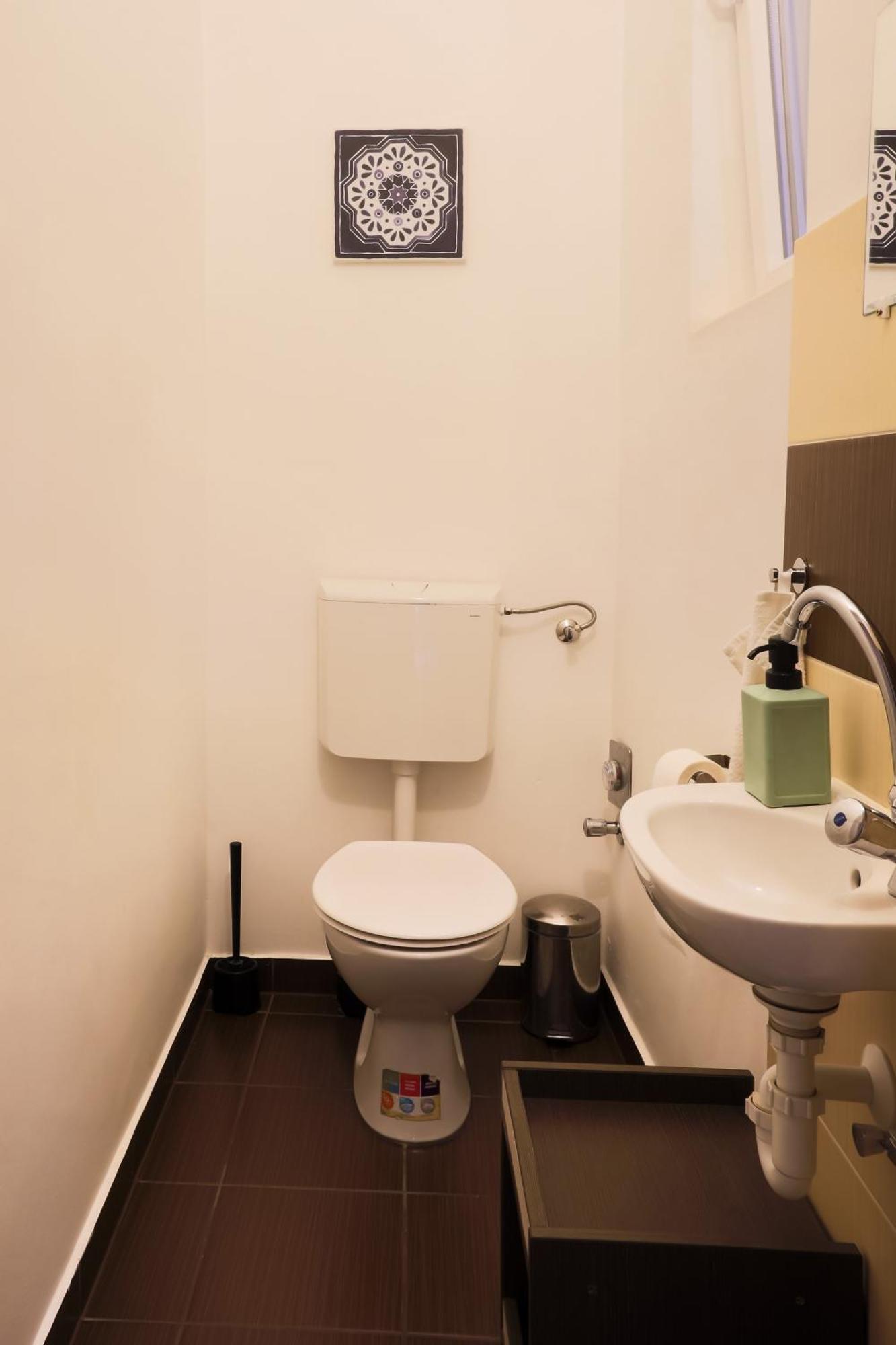 East Station Apartments Budapest Bagian luar foto