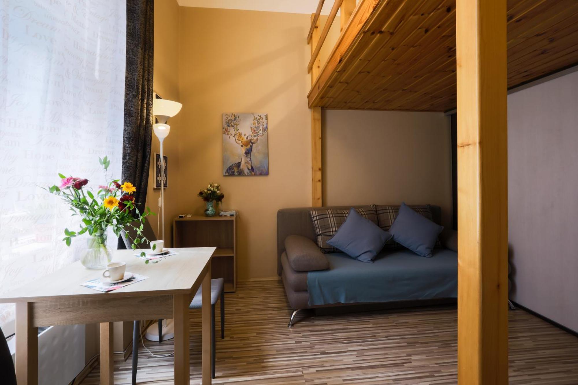 East Station Apartments Budapest Bagian luar foto